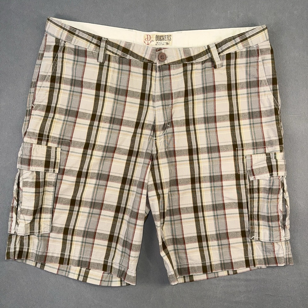 Men's Dockers Plaid Relaxed Fit Flat Front Cargo Shorts Beige/Brown Size W42